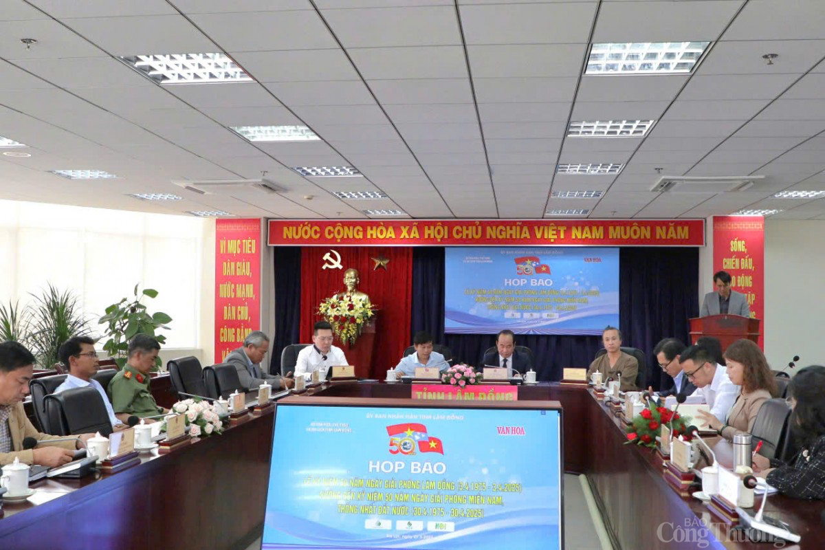 Nhiều ca sỹ nổi tiếng Nhiều ca sỹ nổi tiếng