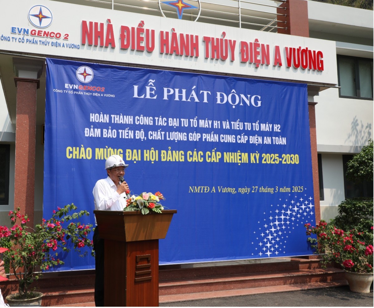 Đồng chí Ngô Xuân Thế - Phó Bí thư Đảng ủy, Phó Tổng Giám đốc AVC báo cáo tại Lễ phát động Đồng chí Ngô Xuân Thế - Phó Bí thư Đảng ủy, Phó Tổng Giám đốc AVC báo cáo tại Lễ phát động