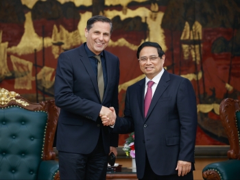 Thủ tướng đề nghị Skoda thúc đẩy phát triển ngành công nghiệp nặng tại Việt Nam