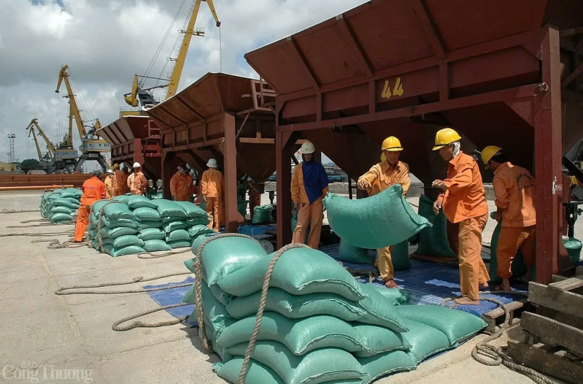 Bộ Công Thương triển khai loạt giải pháp xúc tiến xuất khẩu Bộ Công Thương triển khai loạt giải pháp xúc tiến xuất khẩu