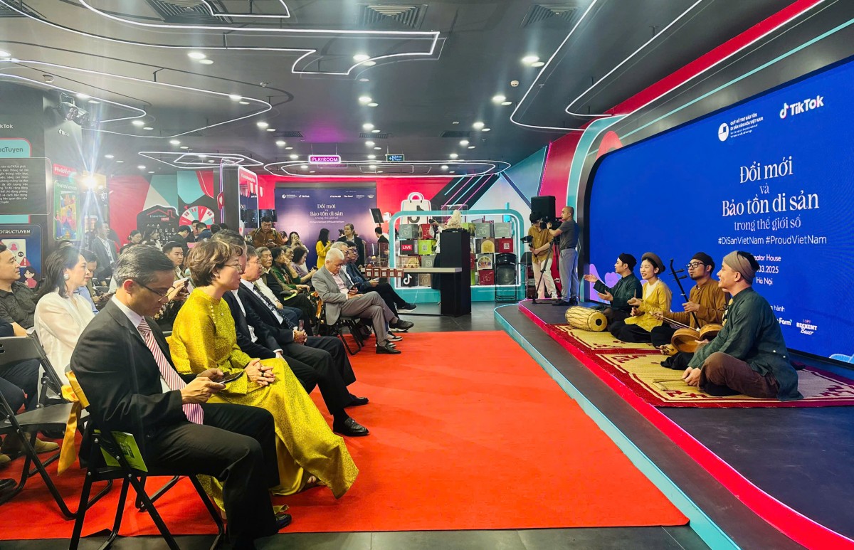 Lan tỏa giá trị di sản Việt Nam qua nền tảng số Lan tỏa giá trị di sản Việt Nam qua nền tảng số