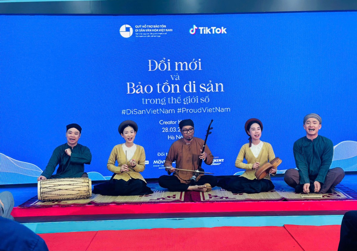 Lan tỏa giá trị di sản Việt Nam qua nền tảng số Lan tỏa giá trị di sản Việt Nam qua nền tảng số