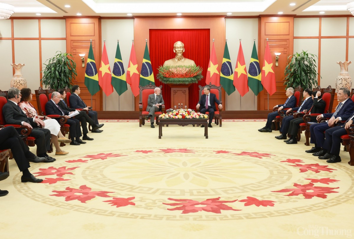 Toàn cảnh buổi tiếp đón. Toàn cảnh buổi tiếp đón.