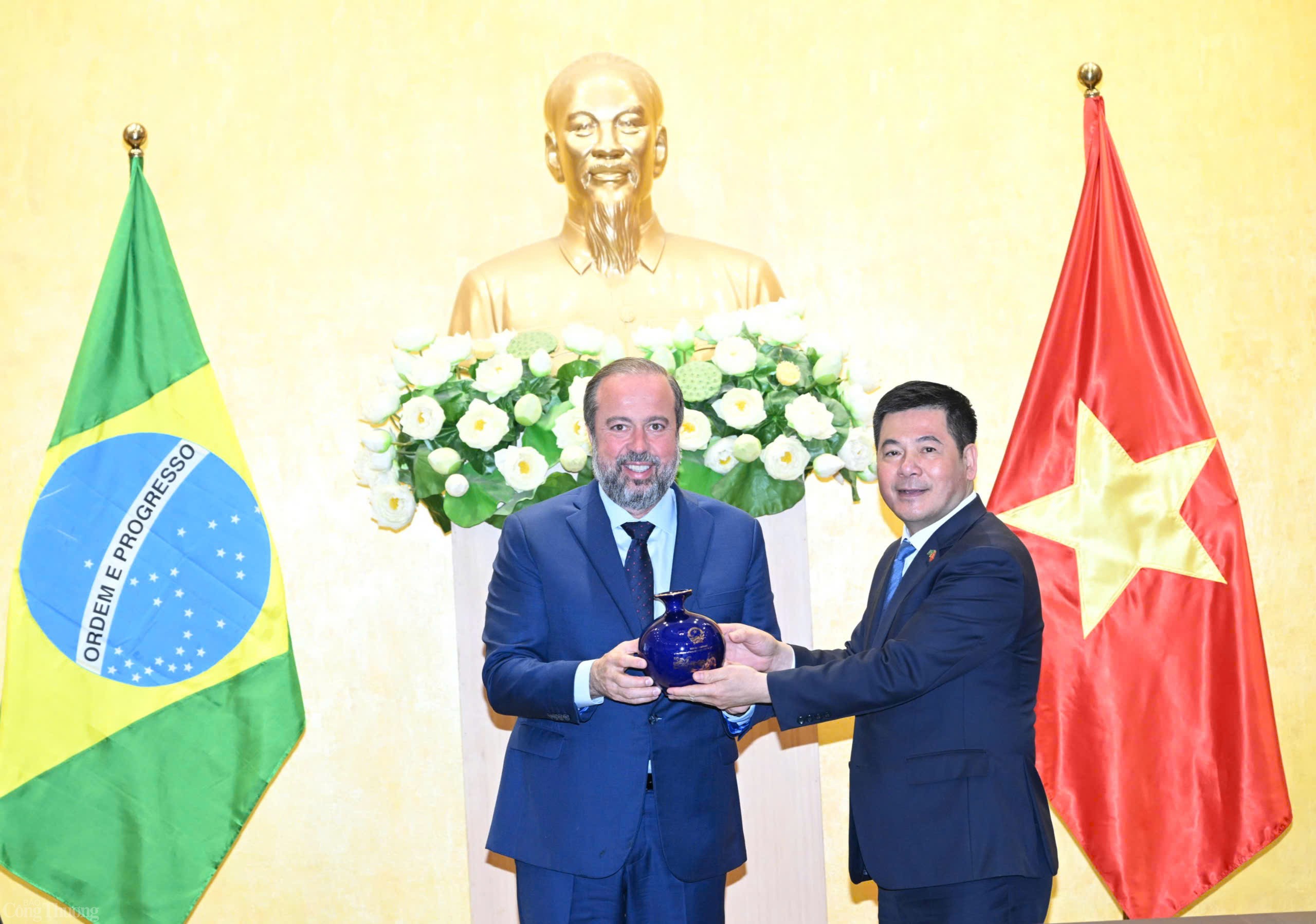 Bộ trưởng Nguyễn Hồng Diên đề nghị Brazil tăng cường hợp tác Bộ Công Thương