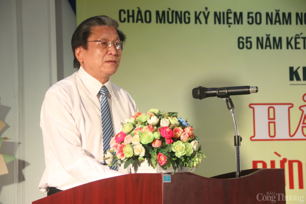 Ông Hồ Tấn Tuấn – Giám đốc Bảo tàng Chăm phát biểu tại lễ khai mạc