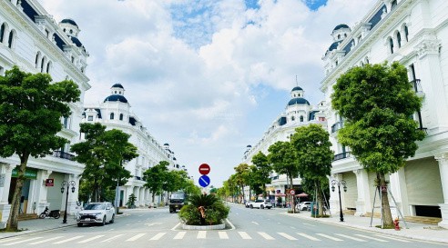 Thái Nguyên đang trở thành tâm điểm của giới đầu tư bất động sản nhờ sự phát triển của các khu công nghiệp. Ảnh minh họa Thái Nguyên đang trở thành tâm điểm của giới đầu tư bất động sản nhờ sự phát triển của các khu công nghiệp. Ảnh minh họa