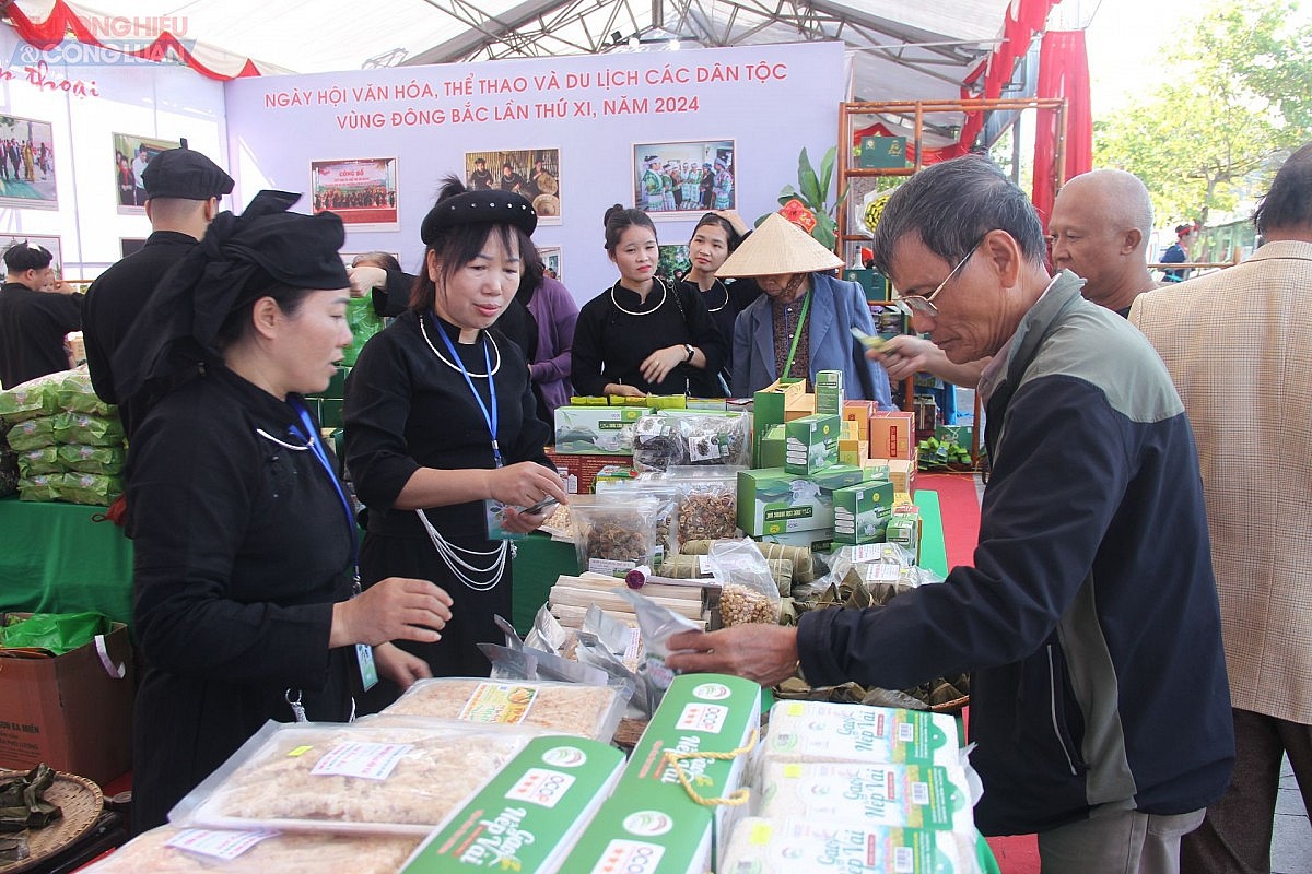 Sản phẩm vùng dân tộc, miền núi Lạng Sơn: Vươn xa từ ‘bệ phóng’ du lịch