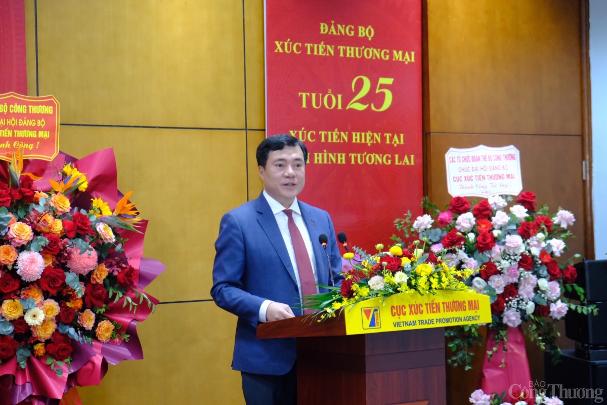 Thứ trưởng Nguyễn Sinh Nhật Tân phát biểu chỉ đạo tại Đại hội. Ảnh: Trần Đình Thứ trưởng Nguyễn Sinh Nhật Tân phát biểu chỉ đạo tại Đại hội. Ảnh: Trần Đình