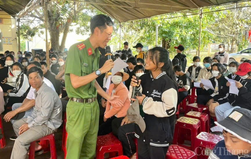 Giao xe cho con khi chưa đủ tuổi: Thương sai, hại lớn