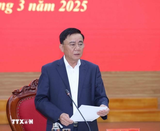 Thường trực Ban Bí thư Trần Cẩm Tú chủ trì hội nghị. Ảnh: TTXVN.