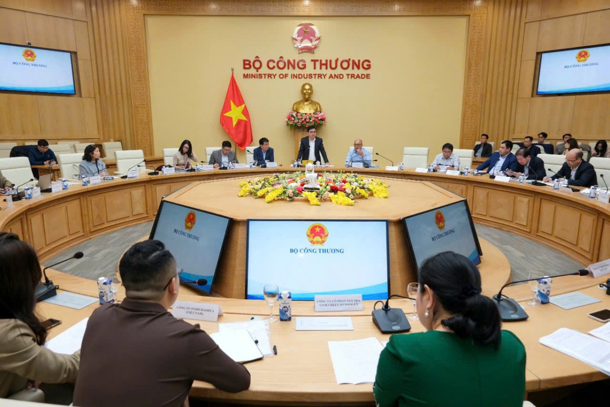 Ngành hóa chất: Chờ cú hích từ luật mới để bứt phá