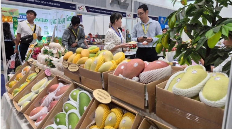 Tin Công Thương 1/4: 'Xuất khẩu rau quả: Phải tính đường dài'