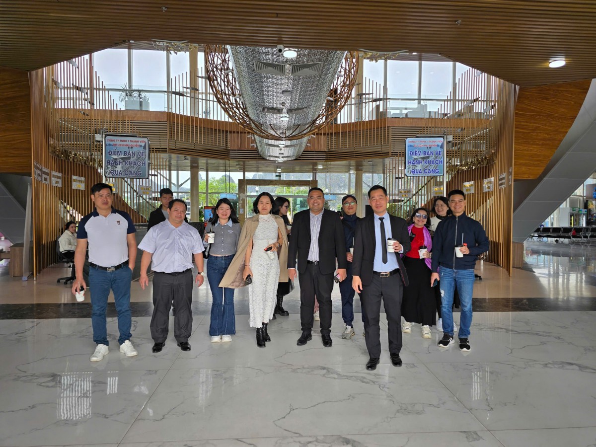 Đánh thức du lịch Bái Tử Long Đánh thức du lịch Bái Tử Long