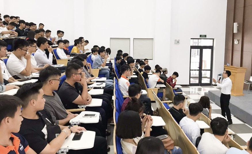 Nhiều trường đại học đã công bố chỉ tiêu tuyển sinhvaf dự kiến mức học phí năm học 2025-2026 Nhiều trường đại học đã công bố chỉ tiêu tuyển sinhvaf dự kiến mức học phí năm học 2025-2026