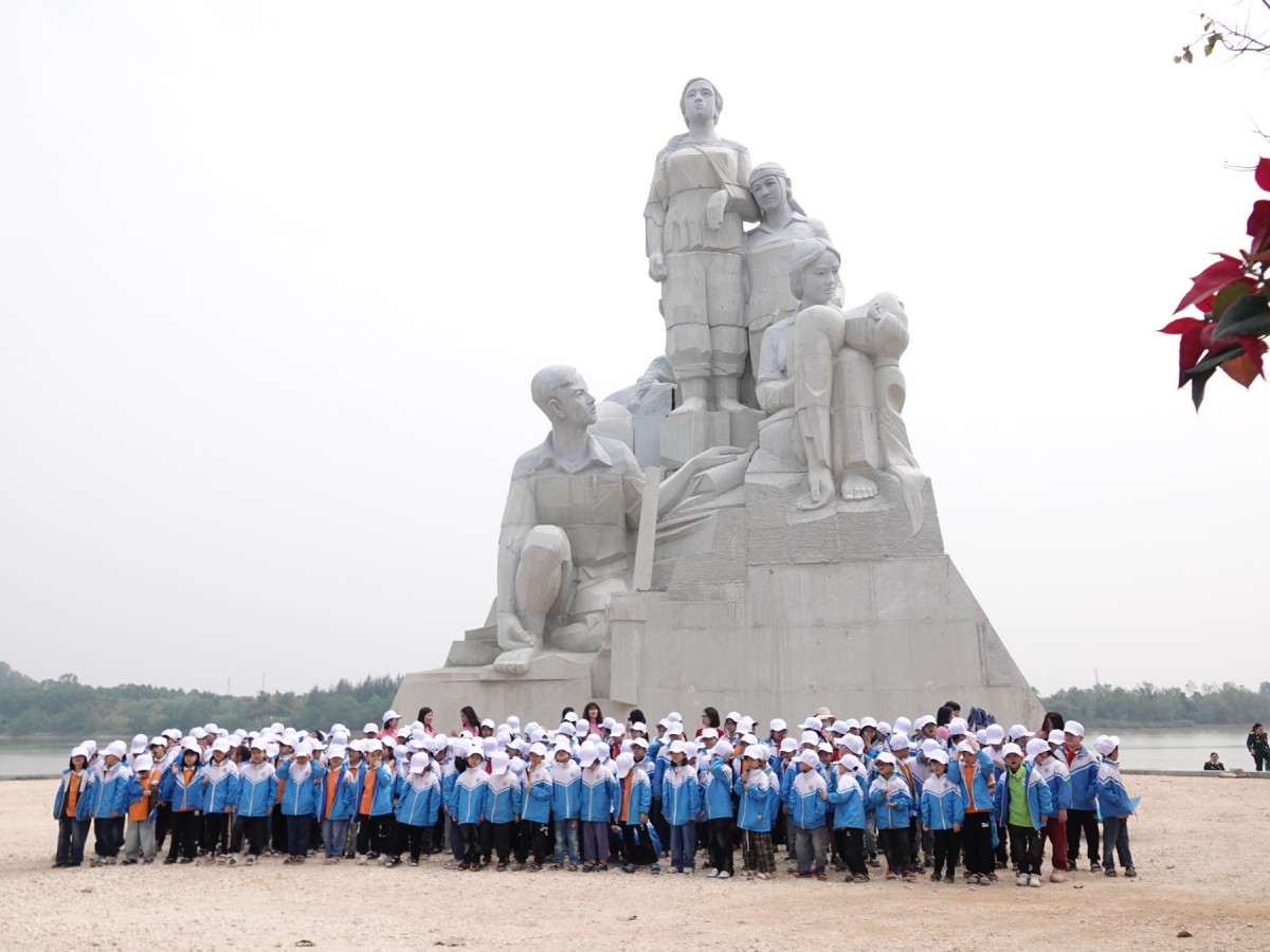 khu tưởng niệm công trường đê sông mã hàm rồng thanh hóa
