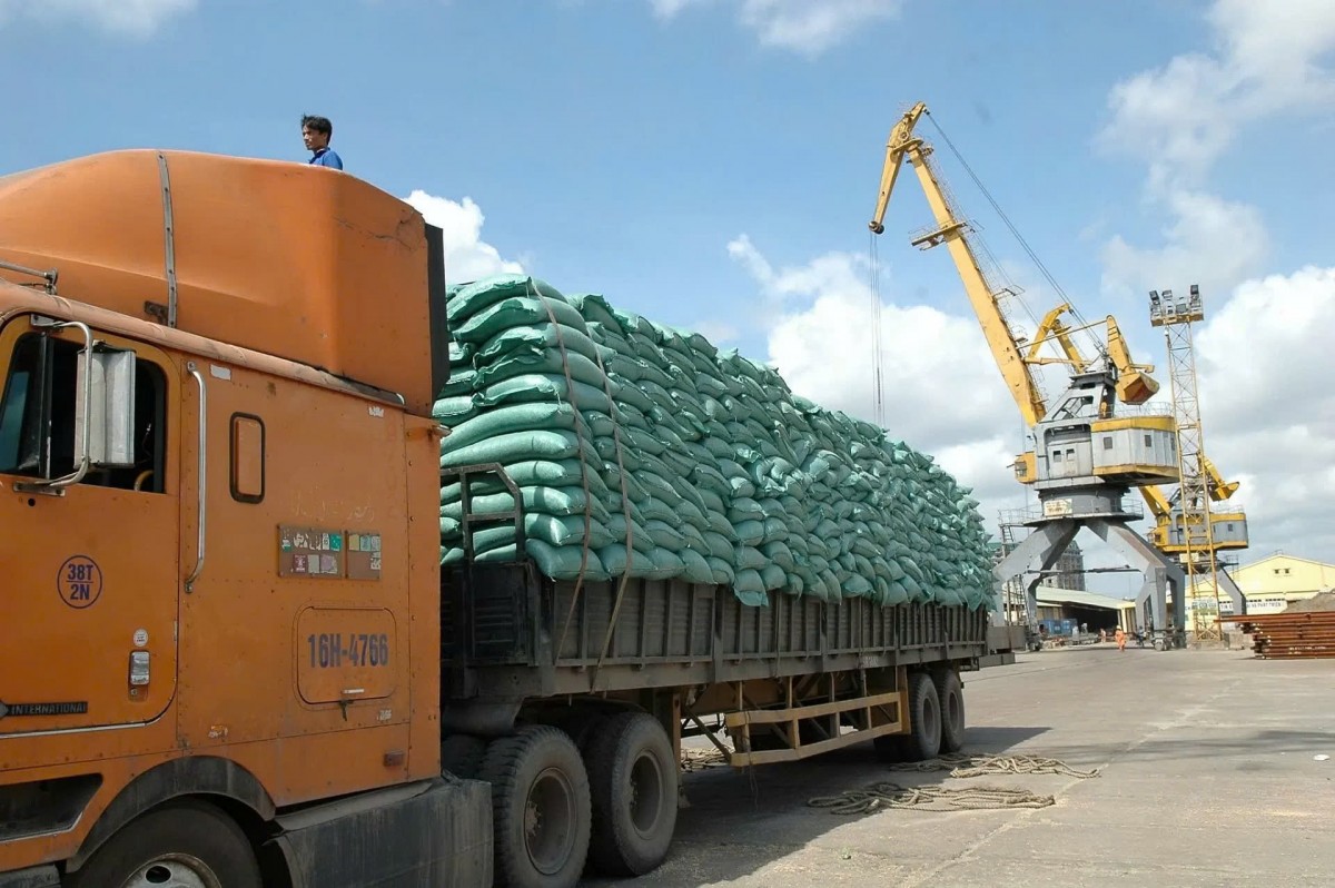 Kiểm soát thương mại chiến lược: Bước tiến giúp doanh nghiệp hạn Kiểm soát thương mại chiến lược: Bước tiến giúp doanh nghiệp hạn