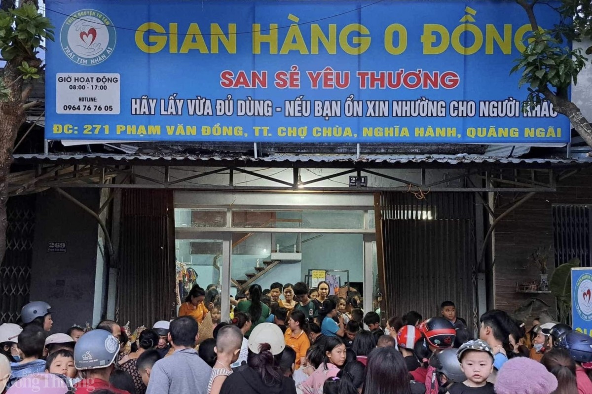 undefined Gian hàng 0 đồng là điểm hẹn quen thuộc của những người lao động, người có hoàn cảnh khó khăn tại Quảng Ngãi.