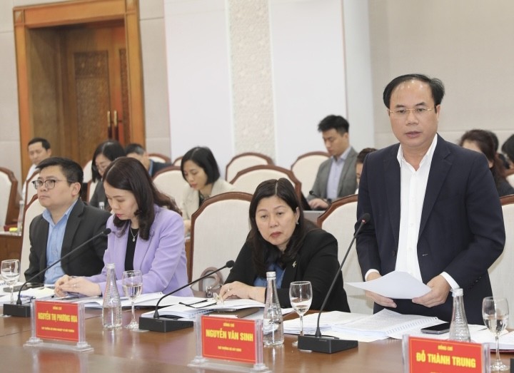 Phó Thủ tướng Thường trực Nguyễn Hòa Bình làm việc với Ban Phó Thủ tướng Thường trực Nguyễn Hòa Bình làm việc với Ban