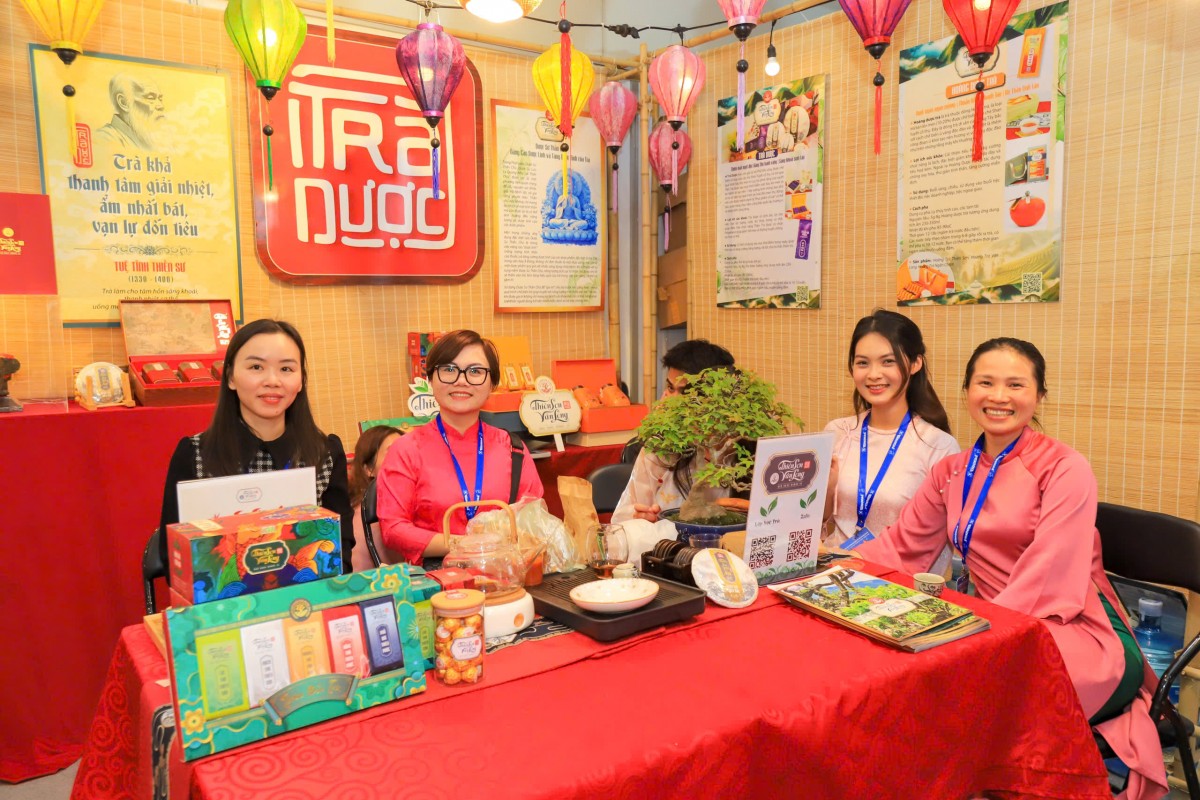 Hàng Việt từ vùng xa được ‘săn đón’ tại Vietnam Expo 2025 Hàng Việt từ vùng xa được ‘săn đón’ tại Vietnam Expo 2025