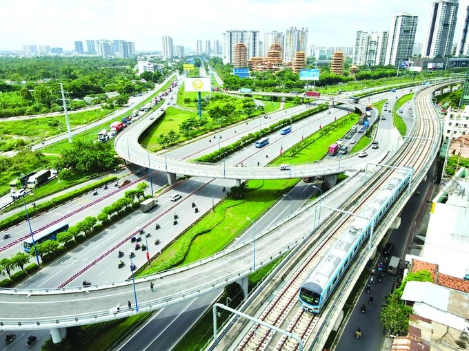 TP. Hồ Chí Minh 50 năm sau ngày giải phóng - Bài 4: TP. Hồ Chí Minh 50 năm sau ngày giải phóng - Bài 4:
