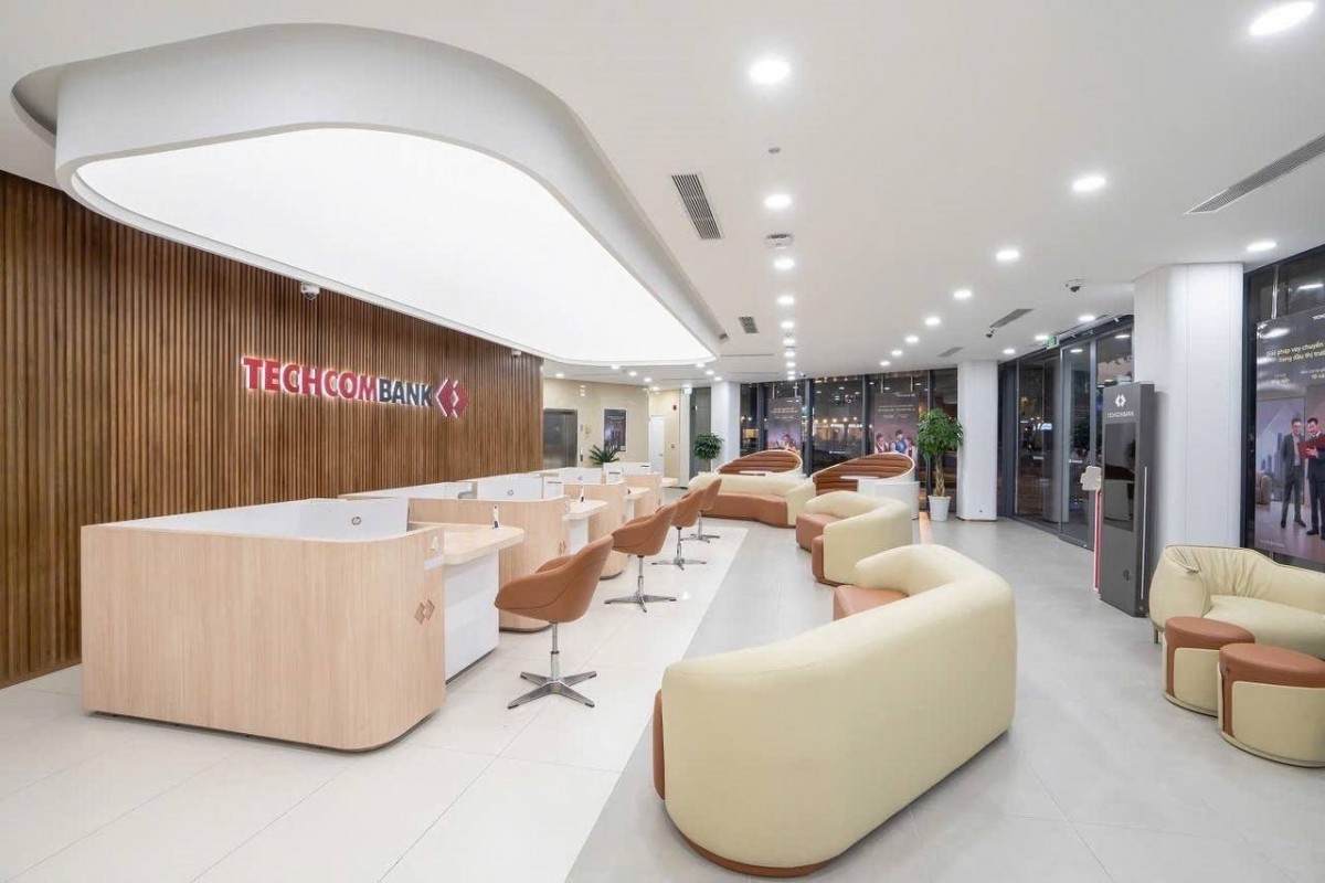 Techcombank khởi động chiến lược đổi mới chi nhánh