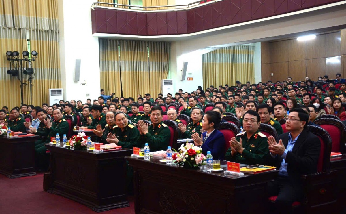 quân và dân quân khu 4 Tiền tuyến kiên cường hậu phương vững chắc quân và dân quân khu 4 Tiền tuyến kiên cường hậu phương vững chắc