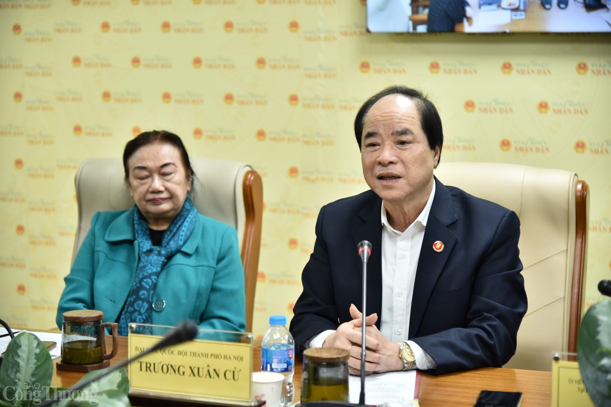 Thuế tiêu thụ đặc biệt xe hybrid: Nên giảm ra sao? Thuế tiêu thụ đặc biệt xe hybrid: Nên giảm ra sao?