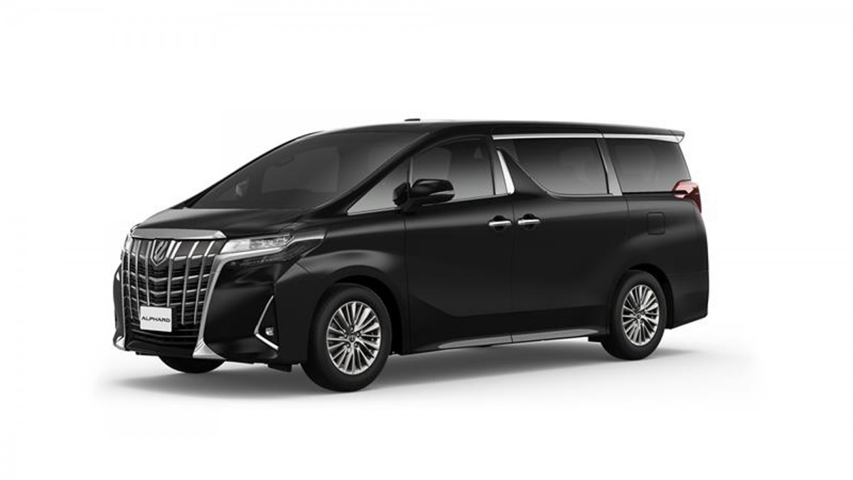 Cập nhật phần mềm điều khiển động cơ xe Wigo và thay thế ốp nắp ca-pô xe Alphard Cập nhật phần mềm điều khiển động cơ xe Wigo và thay thế ốp nắp ca-pô xe Alphard