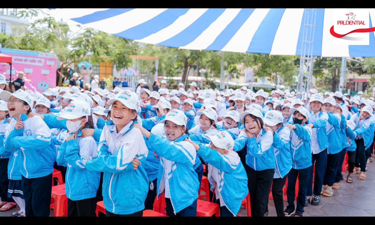Prudential tổng kết 5 năm triển khai dự án “Đến trường an toàn” với Ngày hội An toàn giao thông cấp liên tỉnh