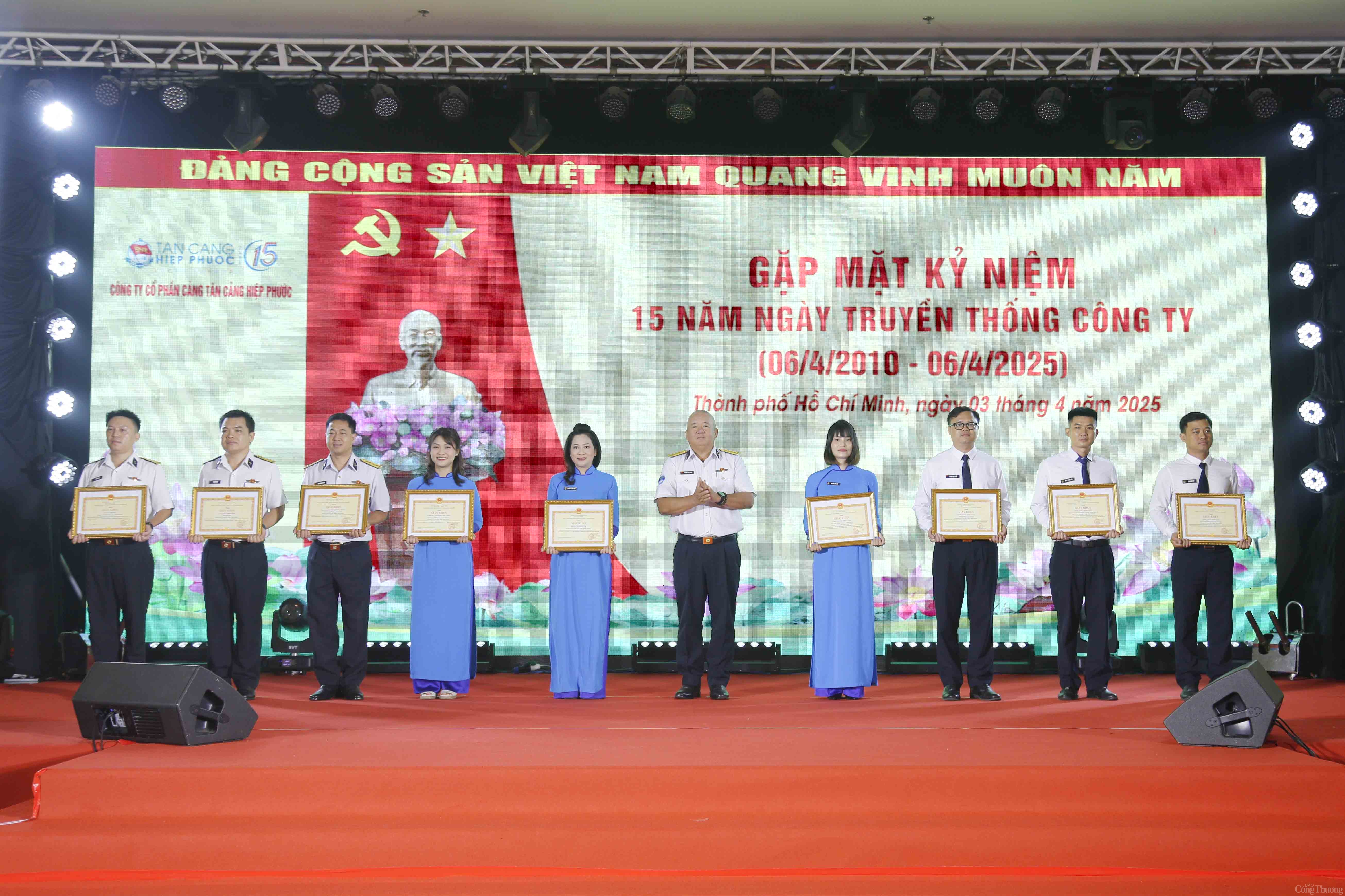 Tân cảng Hiệp Phước nỗ lực thành điểm sáng logistics phía Nam Tân cảng Hiệp Phước nỗ lực thành điểm sáng logistics phía Nam