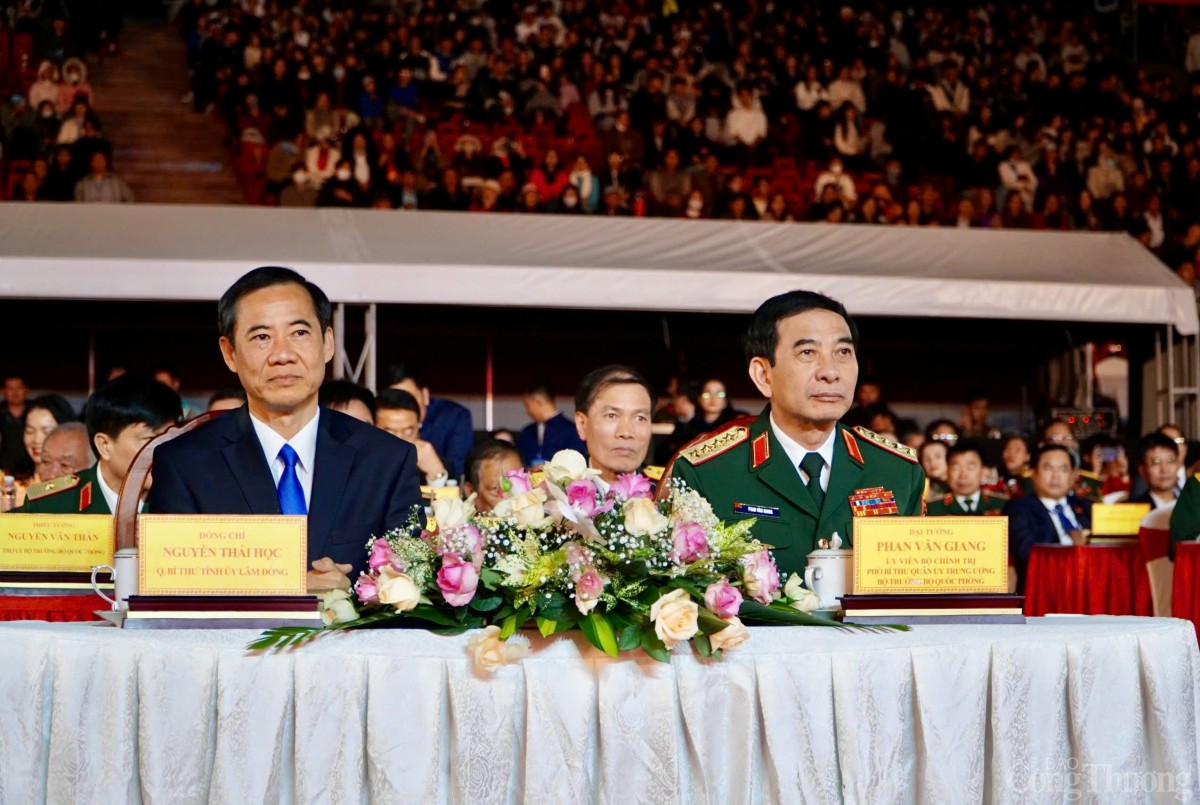 lễ kỷ niệm 50 năm ngày giải phónglễ kỷ niệm 50 năm ngày giải phóng