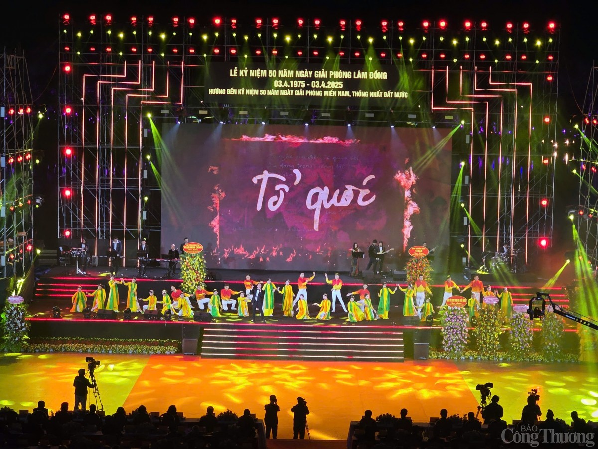 lễ kỷ niệm 50 năm ngày giải phóng