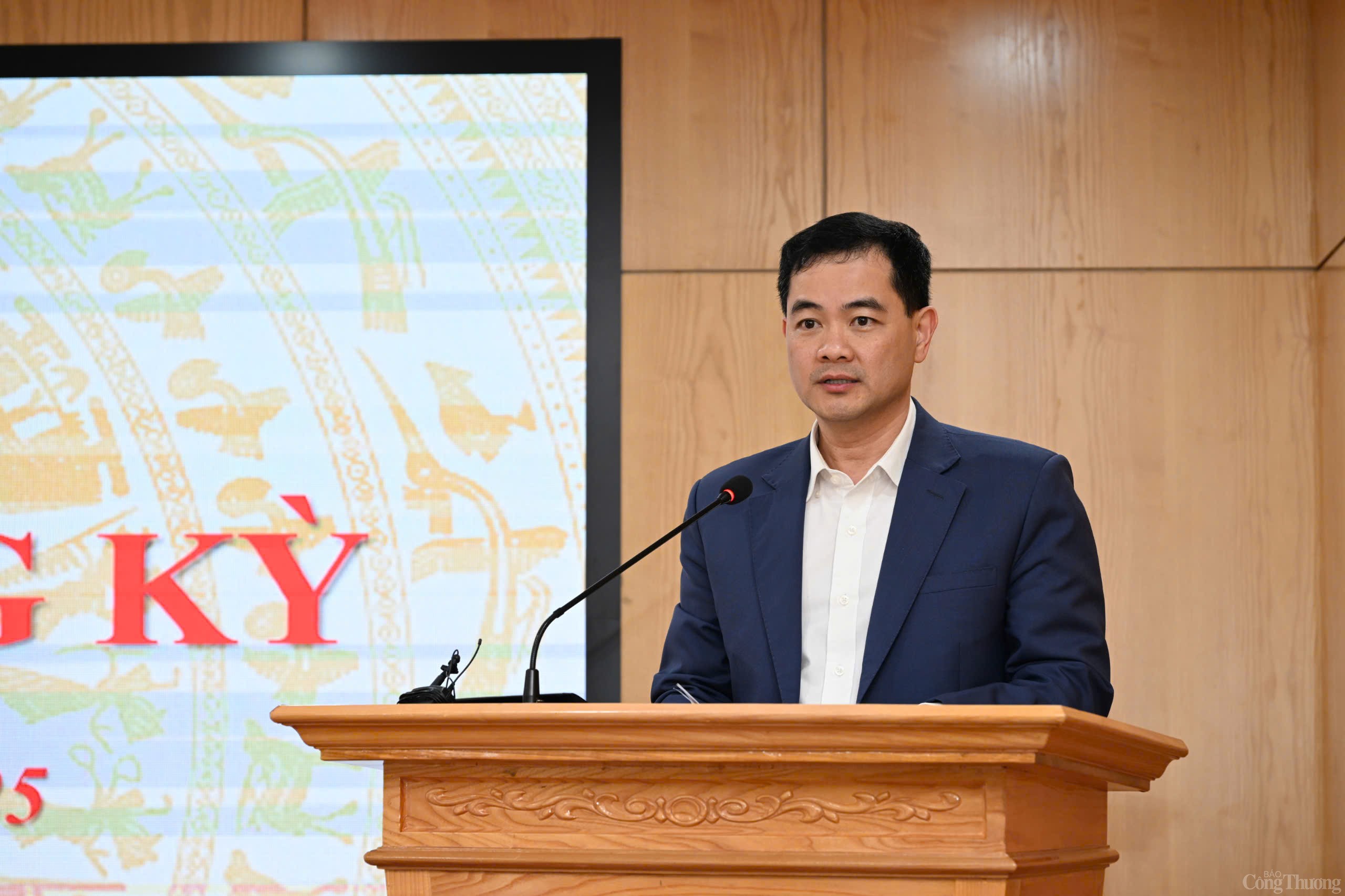 Bảy nhiệm vụ cùng loạt giải pháp để ngành Công Thương bứt Bảy nhiệm vụ cùng loạt giải pháp để ngành Công Thương bứt