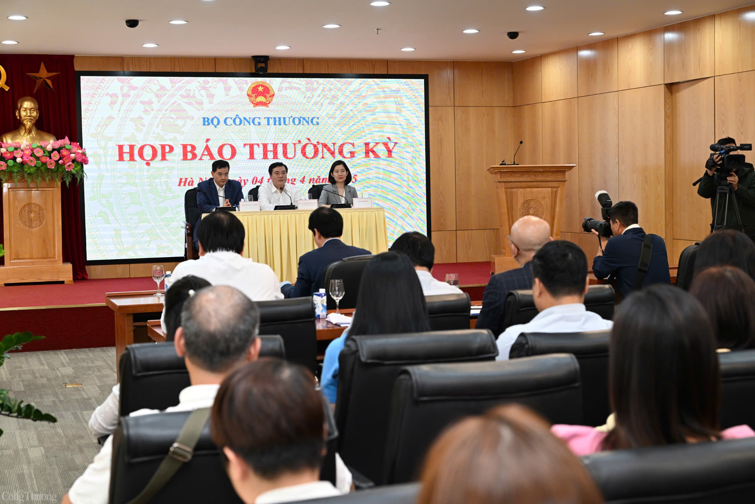 Chùm ảnh: Bộ Công Thương họp báo thường kỳ quý I/2025