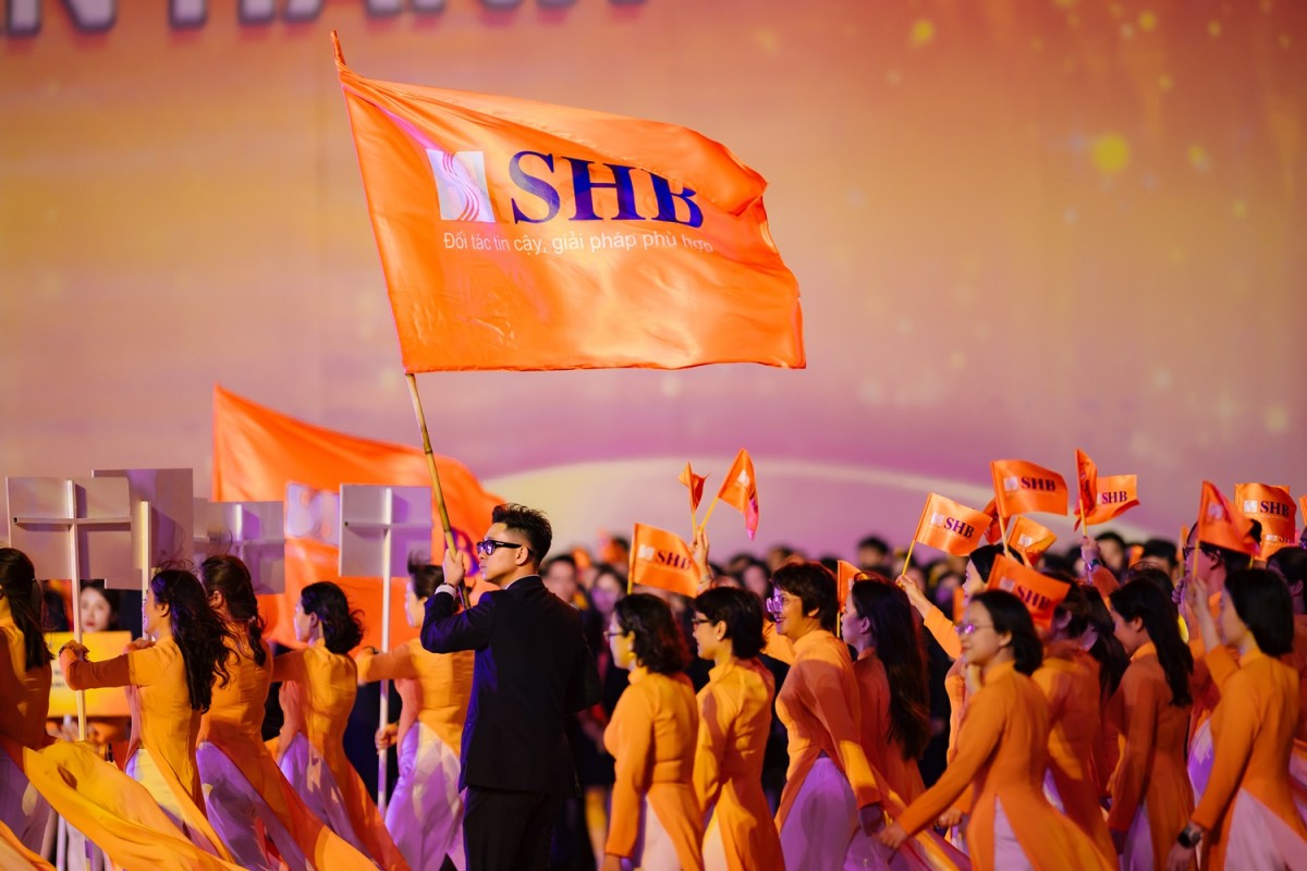 Cách SHB xây dựng văn hóa doanh nghiệp: Khi hiệu quả gặp gỡ lý tưởng Cách SHB xây dựng văn hóa doanh nghiệp: Khi hiệu quả gặp gỡ lý tưởng