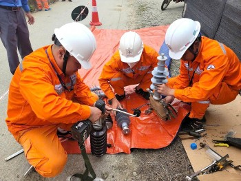 EVNHANOI chủ động ứng phó mùa mưa bão