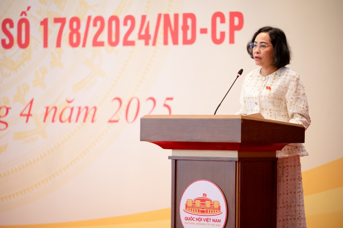 Phó Chủ tịch Quốc hội Nguyễn Thị Thanh phát biểu tại buổi gặp mặt Phó Chủ tịch Quốc hội Nguyễn Thị Thanh phát biểu tại buổi gặp mặt