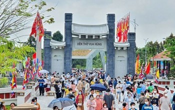 Cần Thơ: Khơi nguồn văn hóa qua Giỗ Tổ Hùng Vương