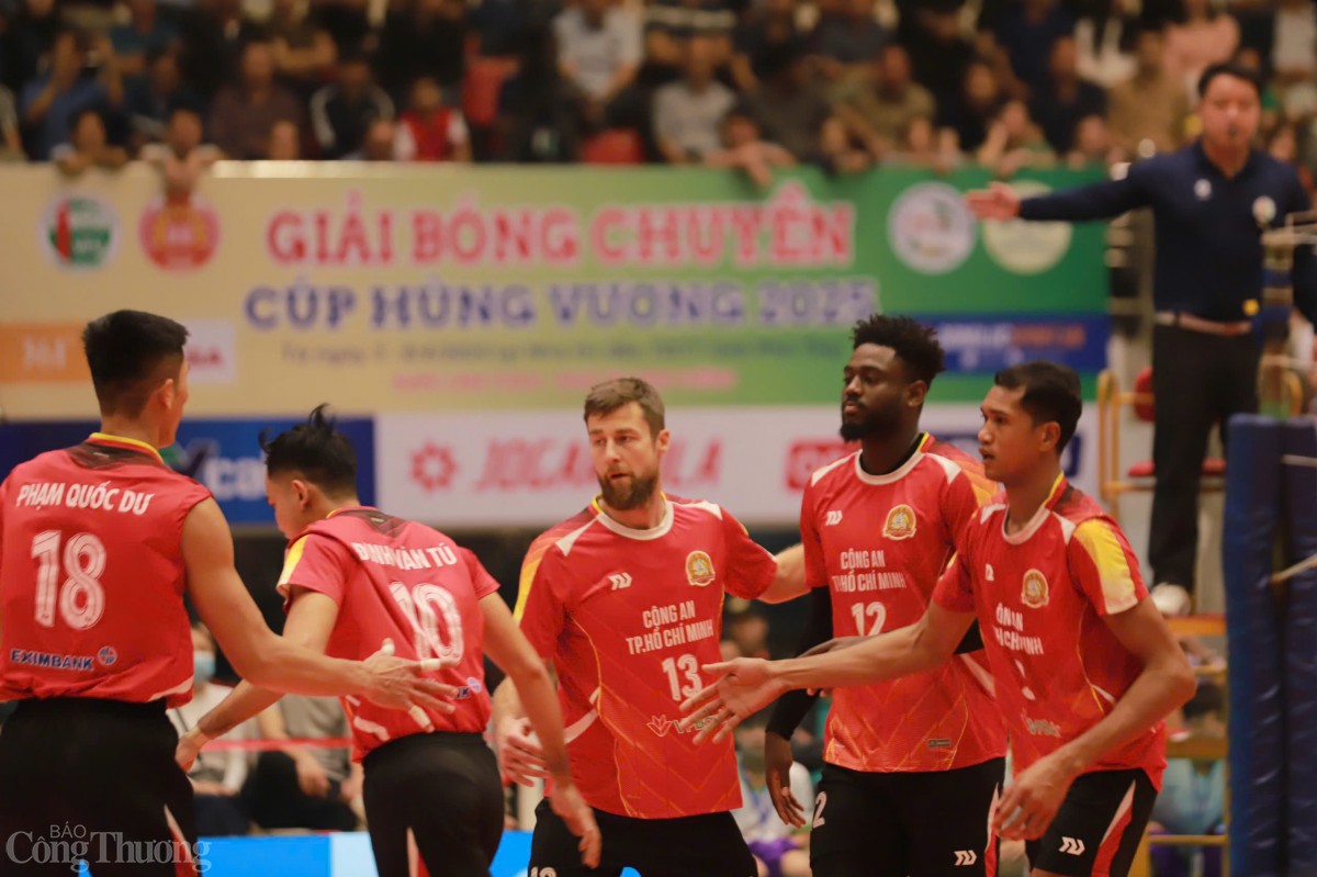 Cúp bóng chuyền Hùng Vương, nơi các đội được phép thoải mái đưa vận động viên quốc tế ra sân.