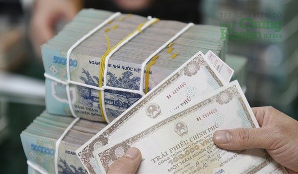 Phát hành mới lao dốc, giao dịch thứ cấp trái phiếu tăng