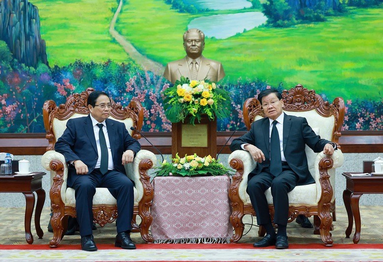 Thủ tướng Chính phủ Phạm Minh Chính hội kiến với Tổng Bí thư, Chủ tịch nước Thongloun Sisoulith - Ảnh VGP/Nhật Bắc