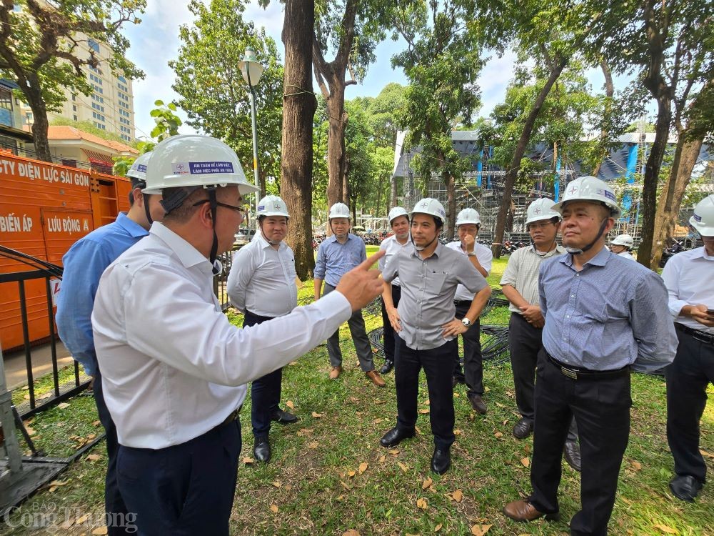 Kiểm tra công tác cấp điện cho diễu binh, diễu hành 30/4