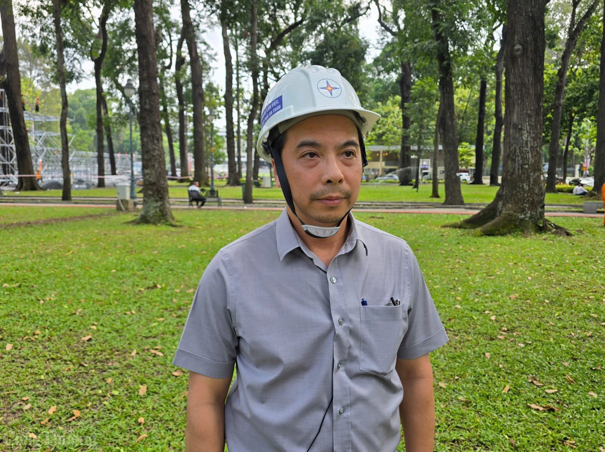 Kiểm tra công tác cấp điện cho diễu binh, diễu hành 30/4