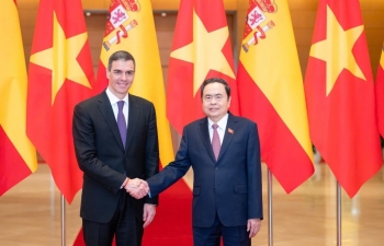 Tây Ban Nha mong muốn hợp tác với Việt Nam về công nghiệp ô tô