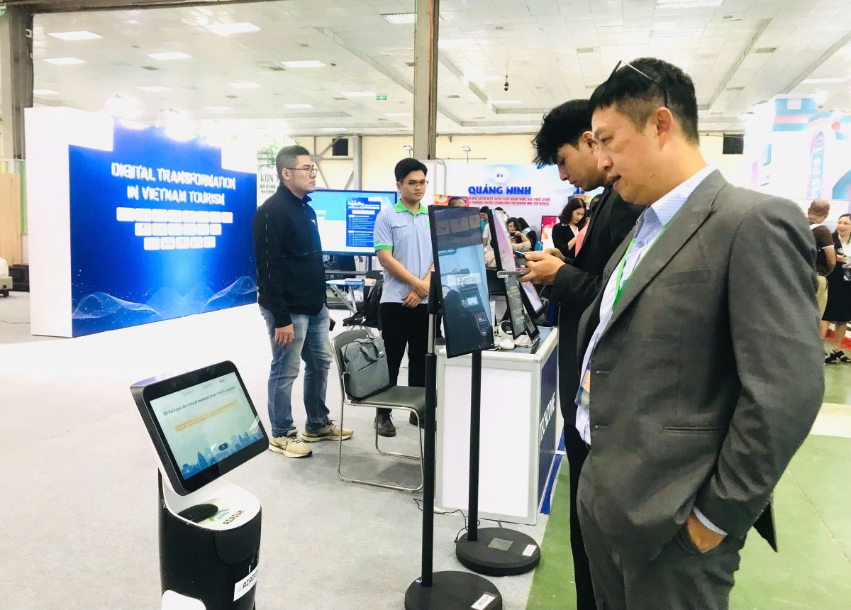 Khu vực trưng bày công nghệ du lịch