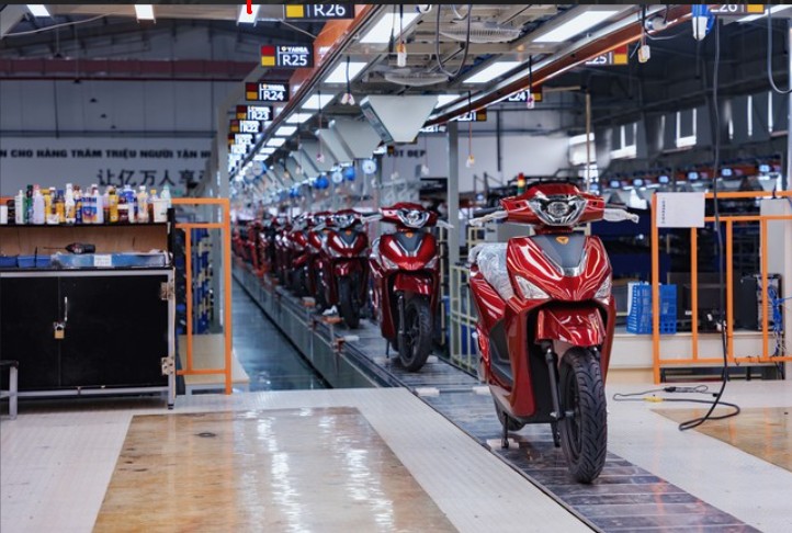8.000 xe máy rời xưởng mỗi ngày 8.000 xe máy rời xưởng mỗi ngày