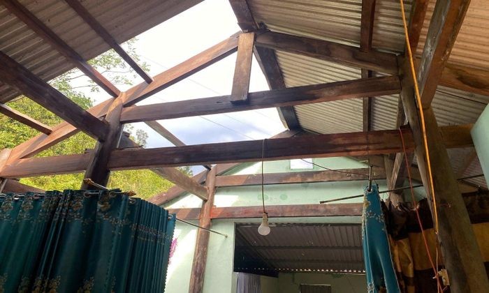 lốc xoáy kèm mưa đá tỉnh nghệ an lốc xoáy kèm mưa đá tỉnh nghệ an