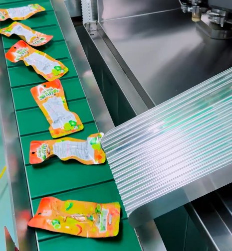 ‘Ăn Cùng Bà Tuyết lên tiếng sau phản ánh về sản phẩm chân gà chưa chín