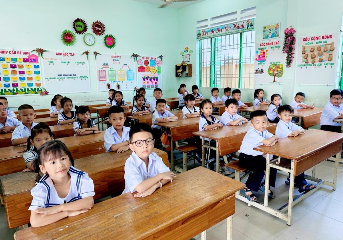 Sau sáp nhập, khối trường mầm non, tiểu học, THCS do xã quản lý