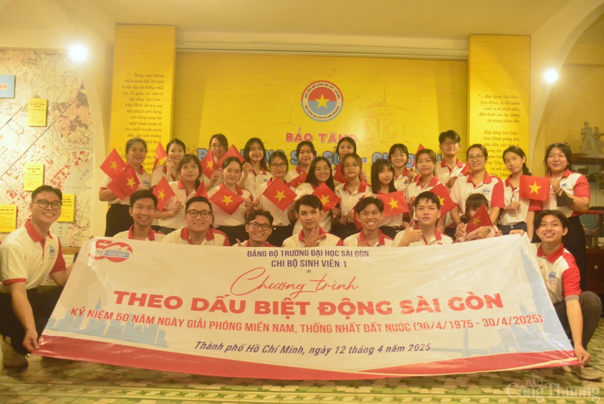 Cùng người trẻ 'theo dấu Biệt động Sài Gòn' Cùng người trẻ 'theo dấu Biệt động Sài Gòn'